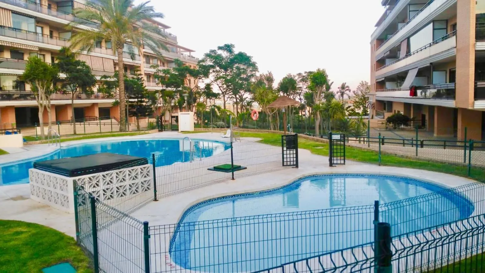Hevres Playa Torremolinos Parking Y Gimnasio Gratuito Apartment